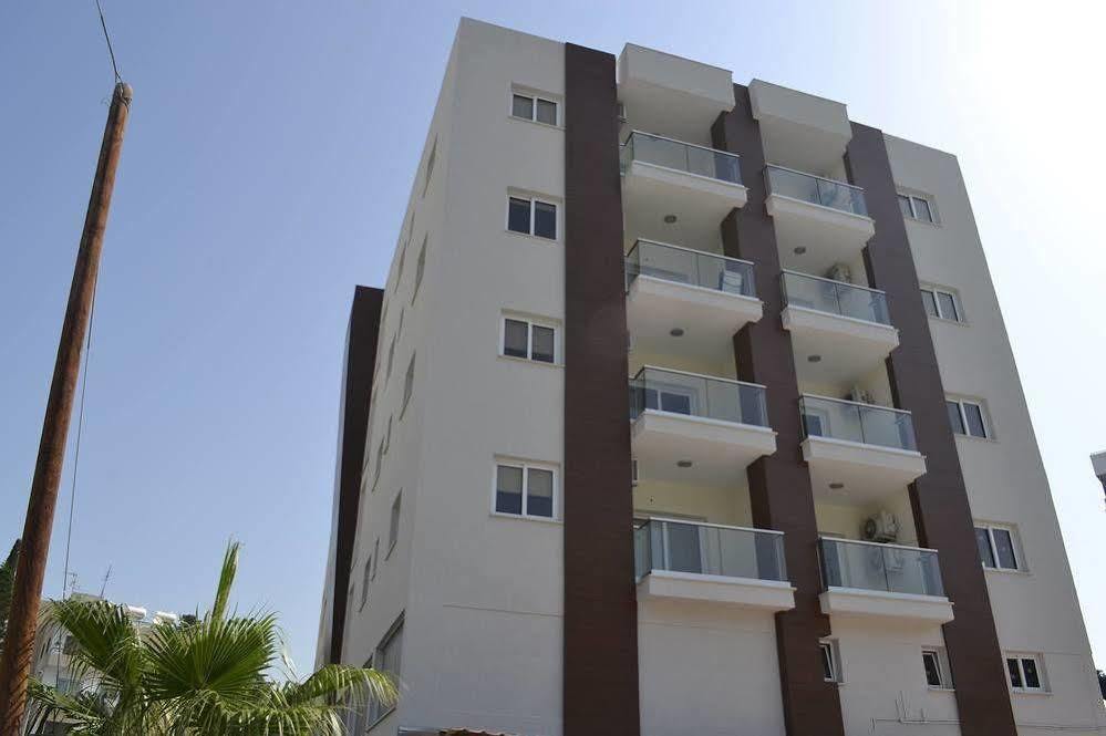 Takelena Apartments Limassol Exterior photo